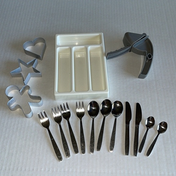 Fisher Price Fun With Foods And Assorted Brands Kitchen Accessories - Picture 5 of 5